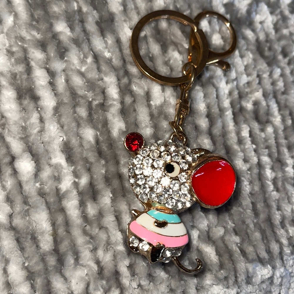 Cute little mouse 🐭 keychain